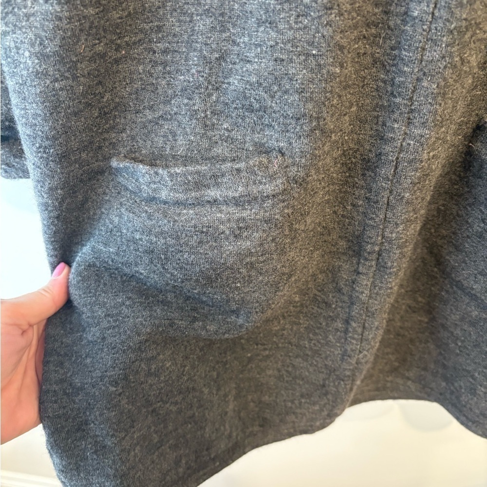 Valerie Stevens 100% Wool Sweater - Picture 5 of 5